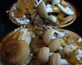 鮭と盛りたくさんキノコの味噌バター蒸し作り方5写真