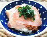 簡単♡生ハム納豆ごはん作り方1写真