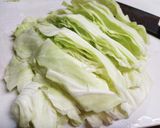 豚肉とキャベツと新玉ねぎのあまから炒め♪作り方3写真