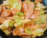 簡単！魚肉ソーセージのオーロラソース炒め作り方4写真