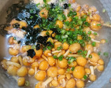 簡単！なめことわかめの中華風スープ♪作り方1写真