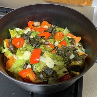 ストウブ 簡単鶏肉料理 Staub by ななこ丼 【クックパッド