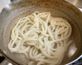 いかのぶつ切りと小松菜の黒胡椒焼うどん作り方2写真