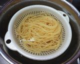 簡単！冷製ジェノベーゼパスタ苺アイスのせ作り方3写真