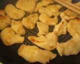 15分で食卓へ＊むね肉と小松菜の炒めもの作り方2写真