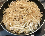 余った粉末ソースで！簡単もやし炒め作り方1写真