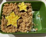子どもの弁当☆鶏そぼろの盛り方参考に作り方3写真
