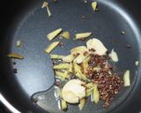 パスタでチンジャオロースー味の焼きそば作り方3写真