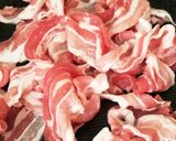 フライパンと鍋でキムチ肉じゃが作り方1写真