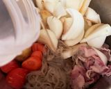 フライパンと鍋でキムチ肉じゃが作り方7写真