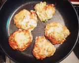 簡単☆豆腐とキャベツのお好み焼き作り方5写真