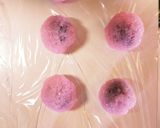 苺入り桜もち(チューリップ型)作り方2写真
