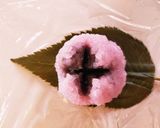 苺入り桜もち(チューリップ型)作り方3写真