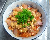 簡単ご飯に★さしみの韓国風丼作り方3写真