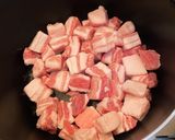 簡単!豚の角煮 (卵と野菜入り)作り方1写真