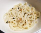 お吸い物の素で作る・レンチン汁なしうどん作り方3写真