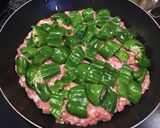 ずぼら！肉詰めならぬ肉のピーマン詰め！作り方1写真