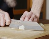 ハイレベル再現レシピ！自家製食べるラー油作り方1写真