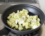 簡単美味しい【ポテトのローズマリーソテー作り方3写真