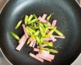 ベーコンとアスパラのオムレツ作り方3写真
