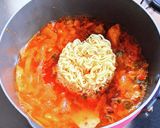 チャムチチゲチーズ辛ラーメン作り方2写真