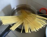 カニのトマトソースパスタ（アラビアータ）作り方1写真