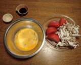 しめじとトマトと卵の炒め物作り方2写真