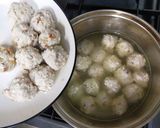 冷めても柔らかい！鶏胸肉のヘルシー肉団子作り方6写真