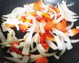 初、鶏ももパプリカinカレーライス♡作り方2写真