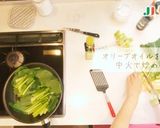 ルーマニア料理風小松菜のバルサミコ酢炒め作り方2写真