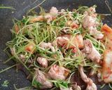 キムチdeおつまみ③豆苗入り豚キムチ作り方5写真