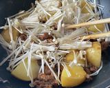 新じゃがいもと牛肉の韓国風ピリ辛えのき作り方4写真