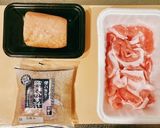 豚バラとれんこんとこんにゃくの甘辛炒め作り方1写真
