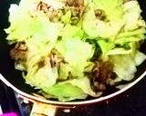 疲れに効く♪牛肉とレタスのお酢炒め作り方5写真