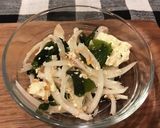 簡単　お豆腐と玉ねぎとワカメのナムル作り方5写真