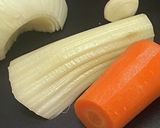 ソフリット(伊)、ミルポア(仏)香味野菜作り方1写真