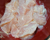 簡単！お肉柔らか♪鶏胸肉のごまマヨ炒め♪作り方1写真