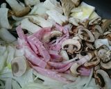 ぶっこみ☆キノコと3種のチーズパスタ♪作り方1写真