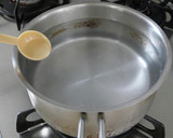 蒸し鶏とごぼうのごまマヨサラダ作り方1写真