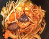 サバ味噌煮缶deダシ要らず☘️簡単チゲ風作り方3写真