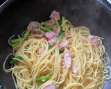 アスパラとベーコンのペペロンチーノ！作り方8写真