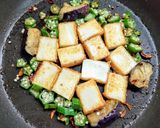 オクラとナスに厚揚げのピリ辛甘酢炒め作り方4写真