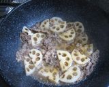 ご飯がすすむ♪れんこんと牛肉の甘辛煮作り方2写真