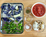 シーフードと揚げ茄子とアスパラのトマト煮作り方1写真