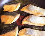 ごはんが進む！鮭のバター醤油レモン焼き作り方5写真