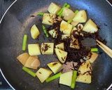 じゃが芋とひじきのガリバタ醤油炒め作り方6写真