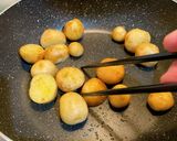 新じゃがと豚バラの甘辛煮作り方4写真