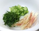 きゅうり と大葉と みょうが の とろろ作り方1写真