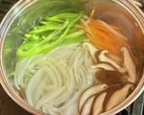 オムレツ乗せインスタントラーメン作り方1写真