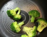 ブロッコリーは蒸し焼きで作り方2写真